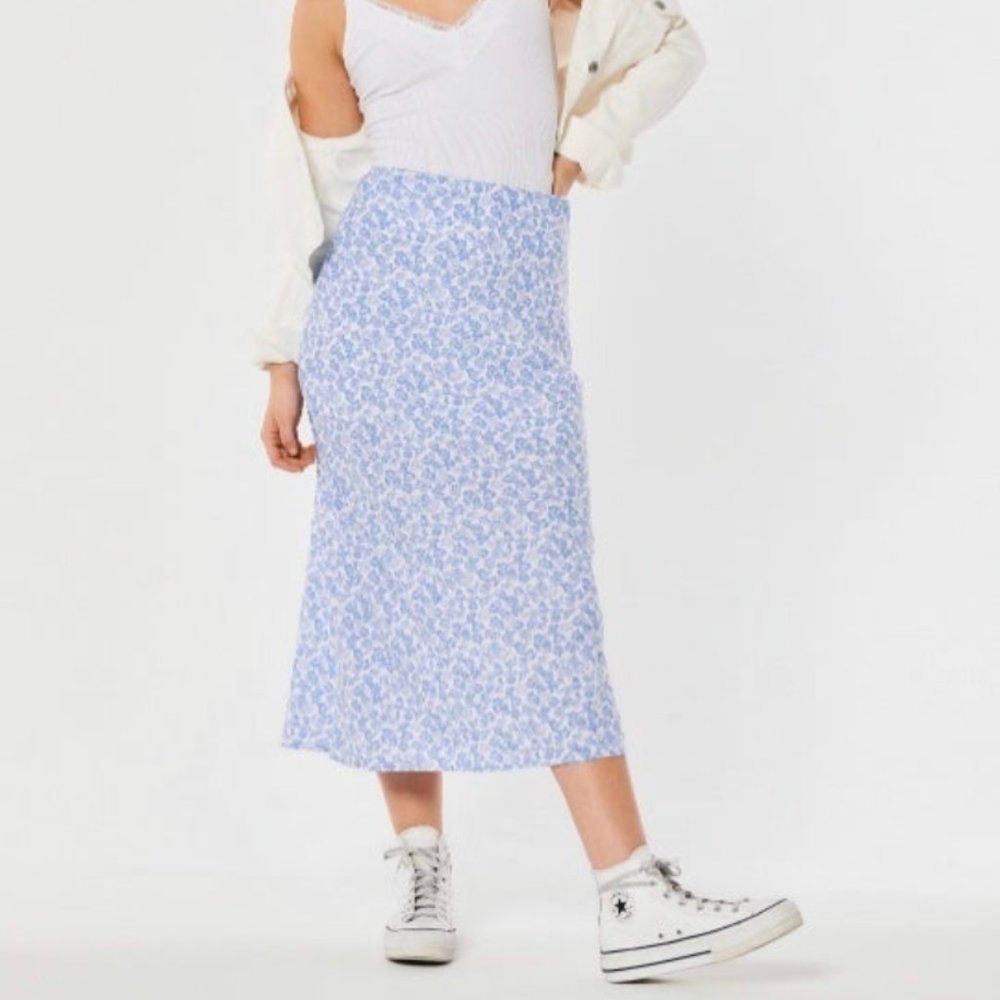 Hollister floral midi skirt size L